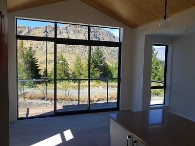2 O'Callaghan Street, Arthurs Point, Queenstown - Carousel 14