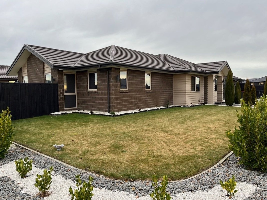 7 Azara Way, Wigram, Christchurch - Carousel 2
