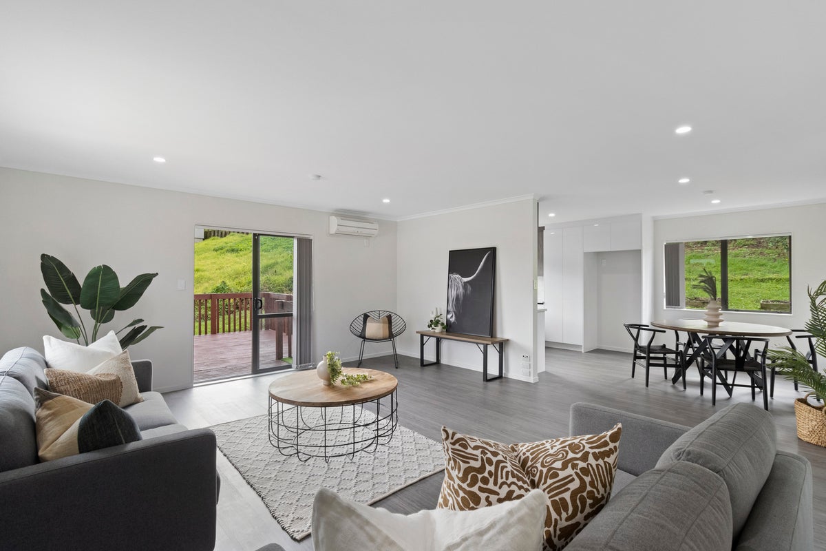 8 Brian Curle Close, Huntly - Carousel 1