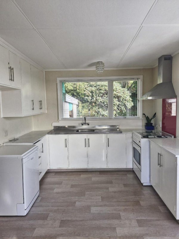 105 Riversdale Drive, Merrilands, New Plymouth - Carousel 1