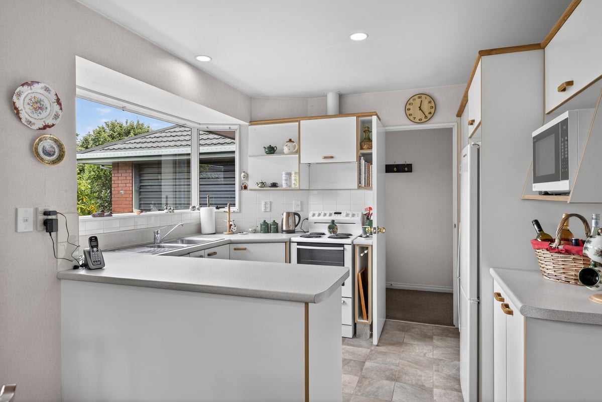1/193A Wairakei Road, Bryndwr, Christchurch City, Canterbury - Carousel 2