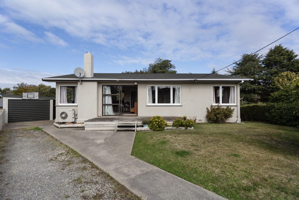 40 Arthur Street, Holmes Hill, Oamaru - Carousel 1