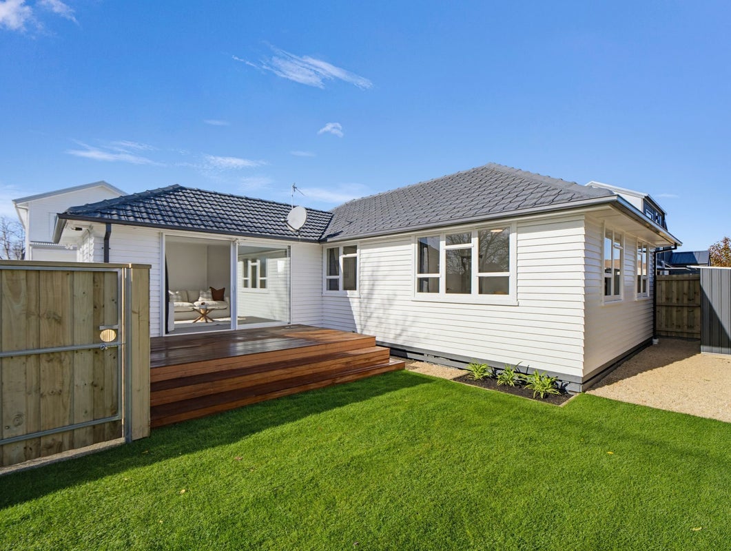 25 Tuckers Road, Redwood, Christchurch - Carousel 1