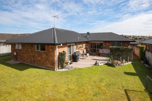 33 Twickenham Place, Nawton, Hamilton - Carousel 2
