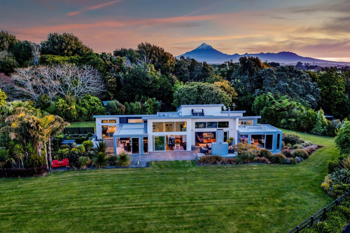412A Corbett Road, Lepperton, New Plymouth - Carousel 1