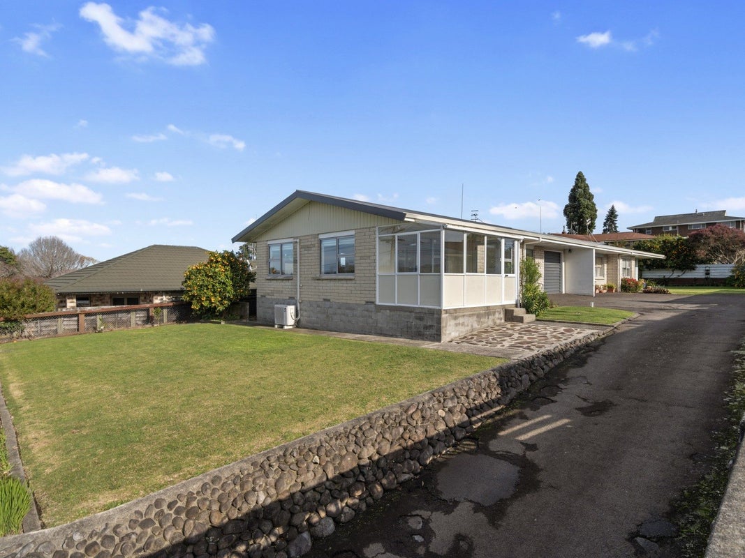 127A Greerton Road, Gate Pa, Tauranga - Carousel 2
