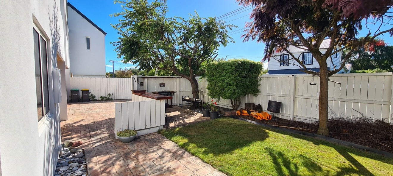 50 Dover Street, St Albans, Christchurch - Carousel 2