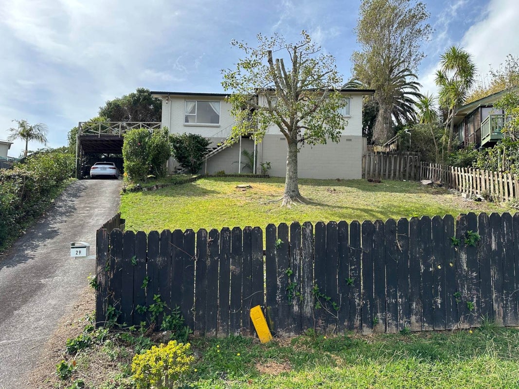 29 Robbies Road, Shelly Park, Auckland - Carousel 12