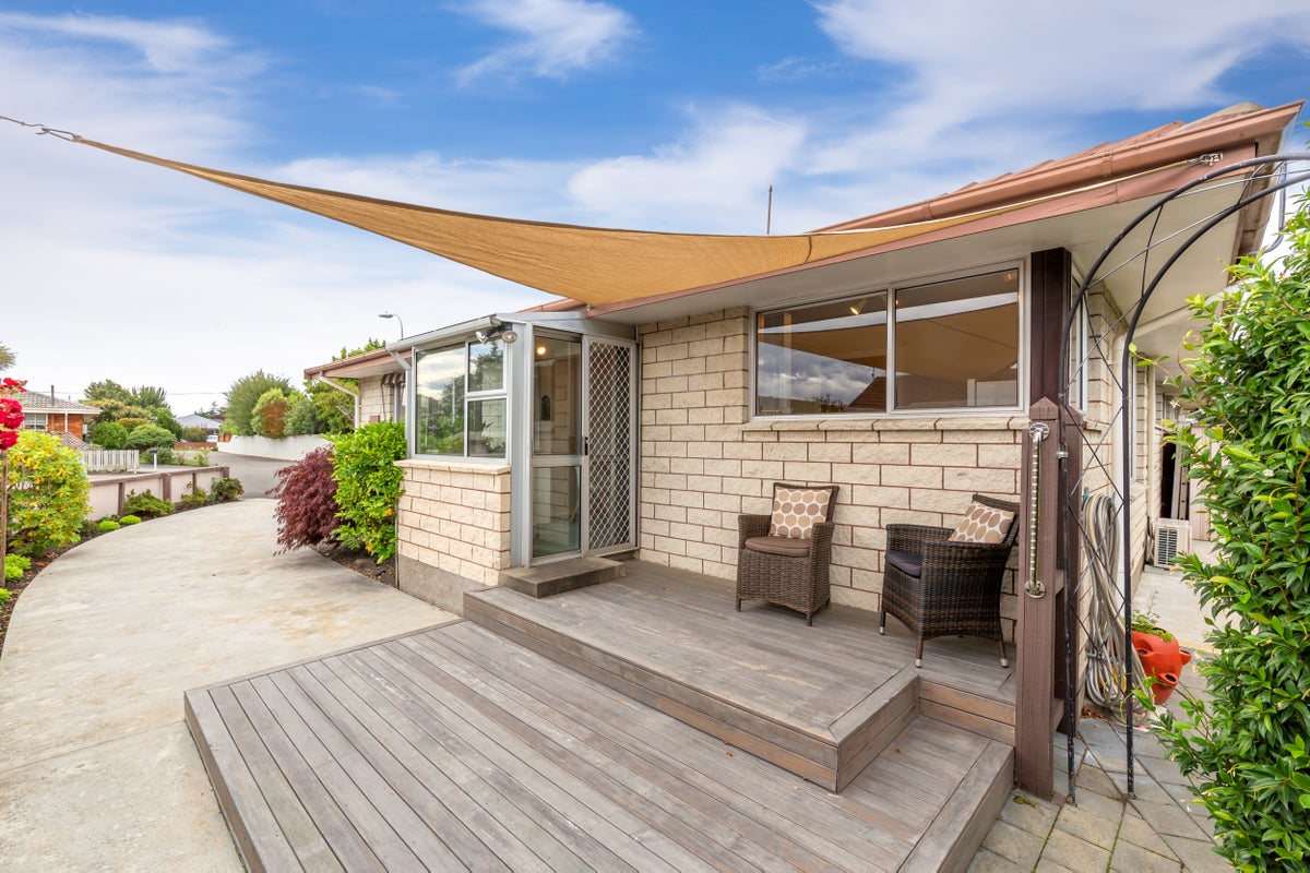 2/23B CRAVEN STREET, Sockburn, Christchurch - Carousel 2