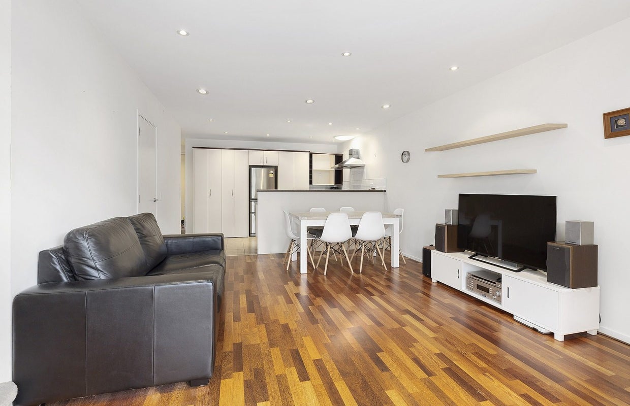 4 South Karori Road, Karori, Wellington - Carousel 2