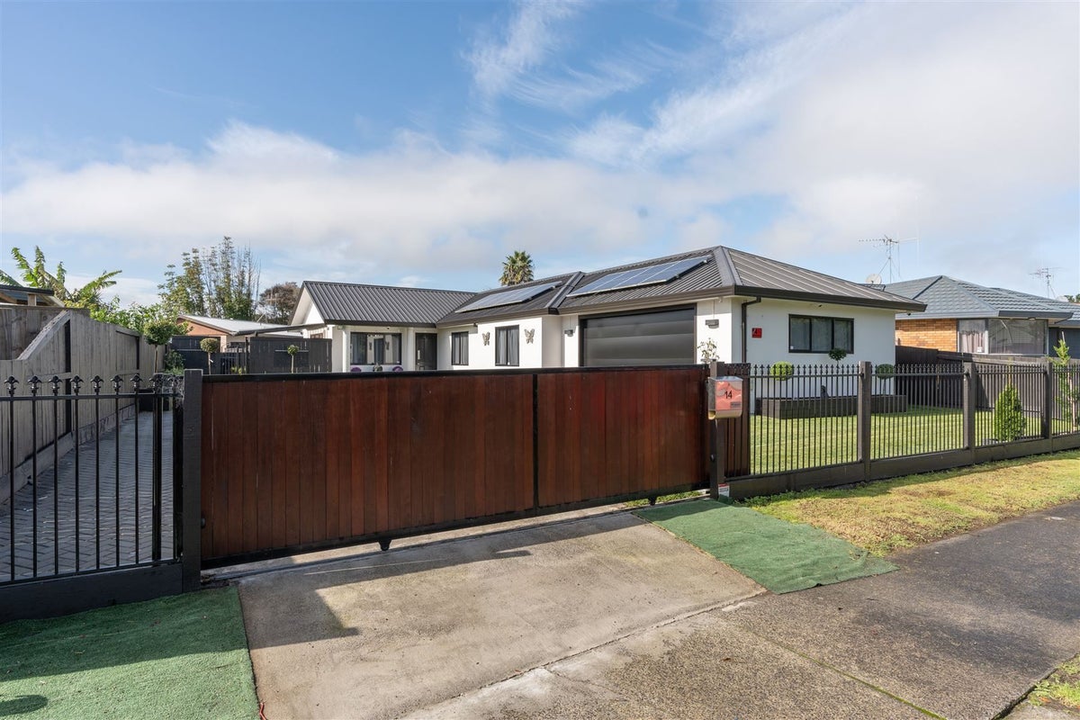 14 Aldershot Place, Nawton, Hamilton - Carousel 16