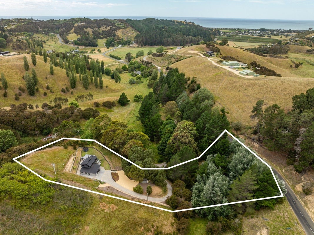 86 Seafield Road, Eskdale, Napier - Carousel 27