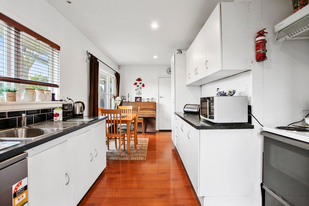 38 Pembroke Street, Avondale, Christchurch - Carousel 2