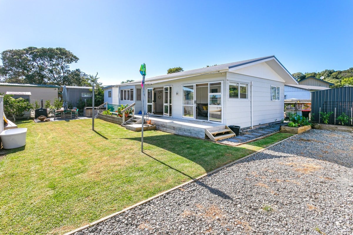39B Marlin Place, Whiritoa, Waihi - Carousel 2
