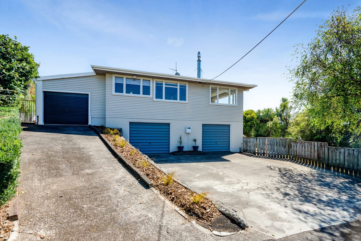 1 Fairfax Terrace, Frankleigh Park, New Plymouth - Carousel 31