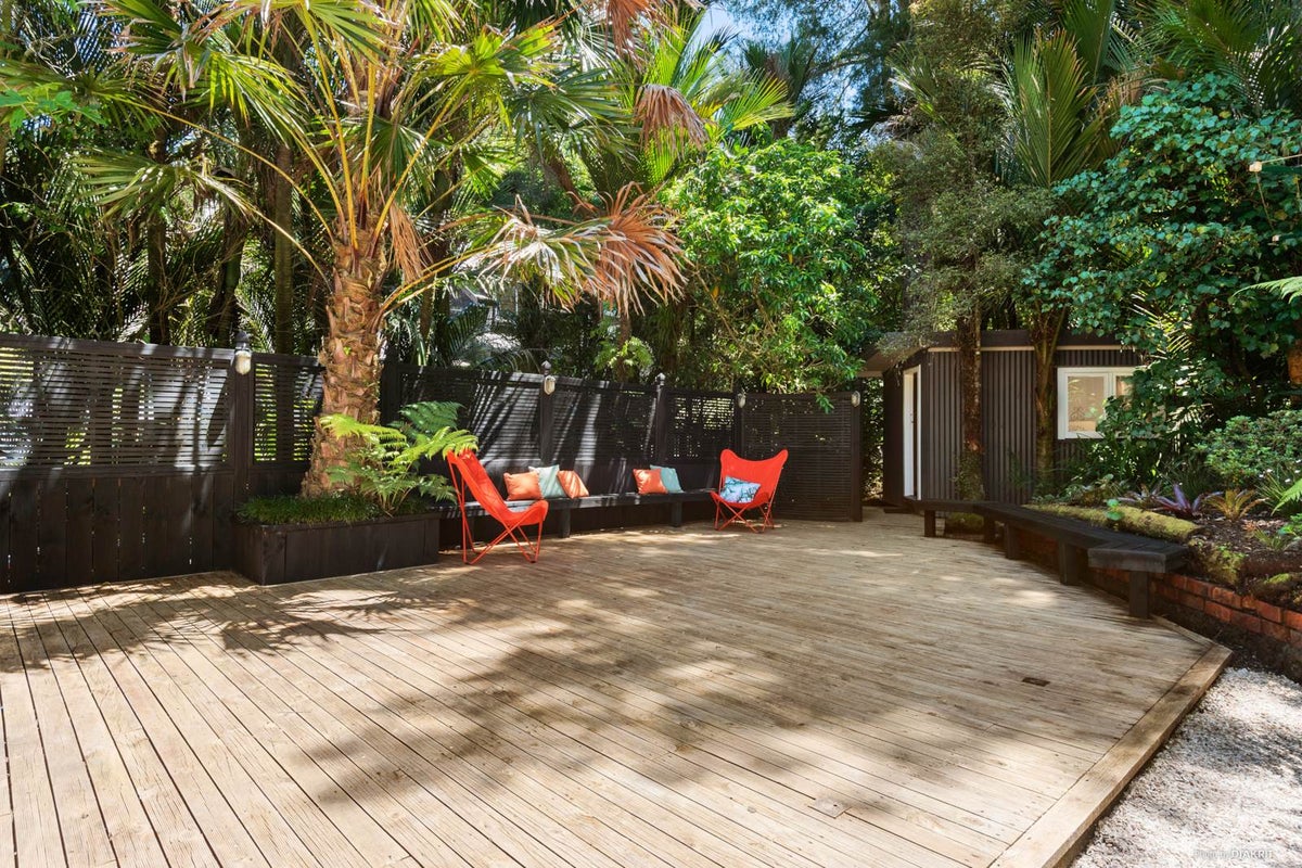 40 Mahoe Road, Titirangi, Auckland - Carousel 2