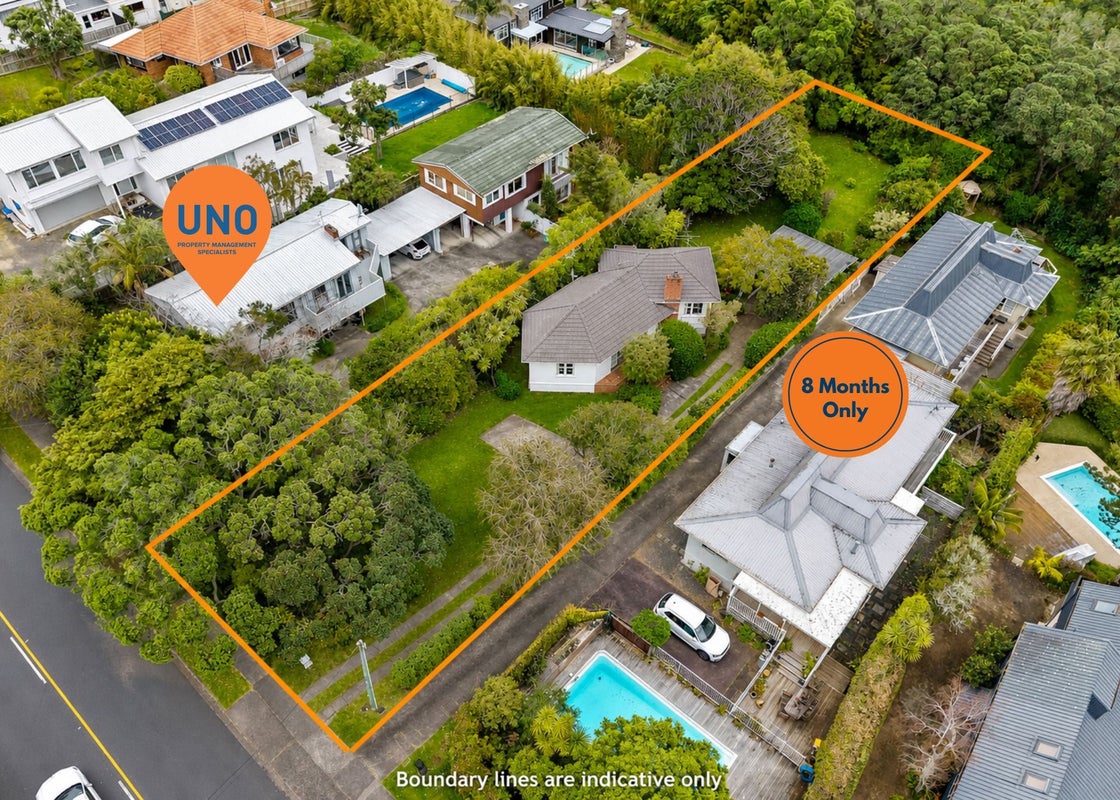 172 Beach Road, Campbells Bay, Auckland - Carousel 1
