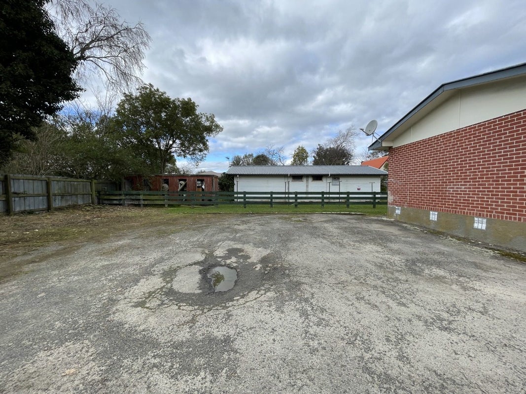 3/703 Fergusson Drive, Elderslea, Upper Hutt - Carousel 11