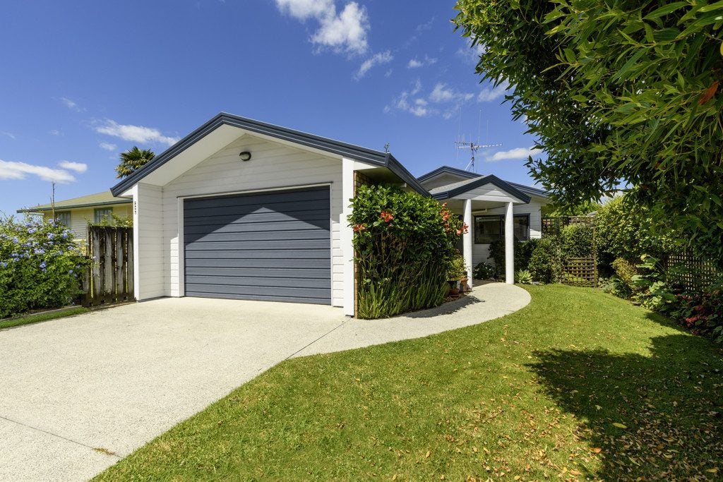1408A Cameron Road, Greerton, Tauranga - Carousel 18