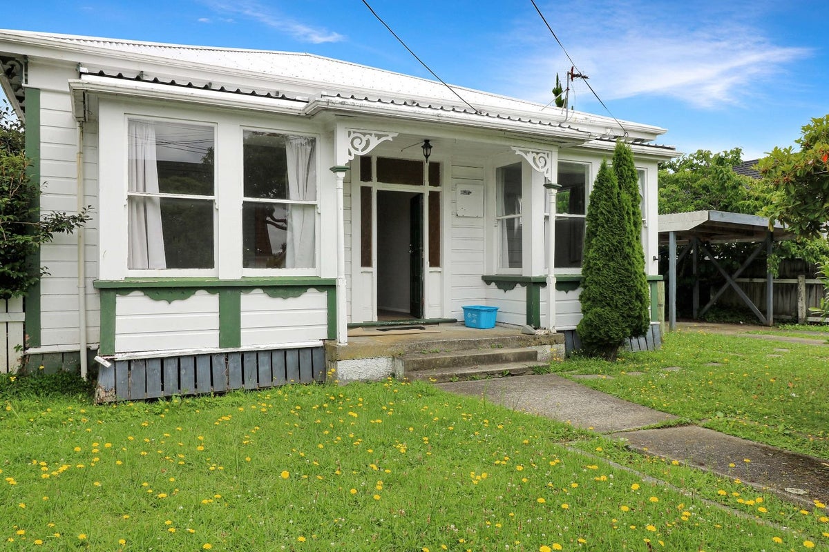 1/29 Fairfield Avenue, Fairfield, Lower Hutt - Carousel 1