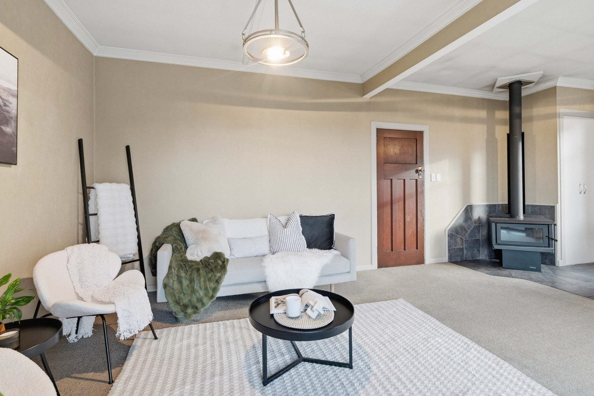 27 Coutts Road, Gore, Gore - Carousel 2