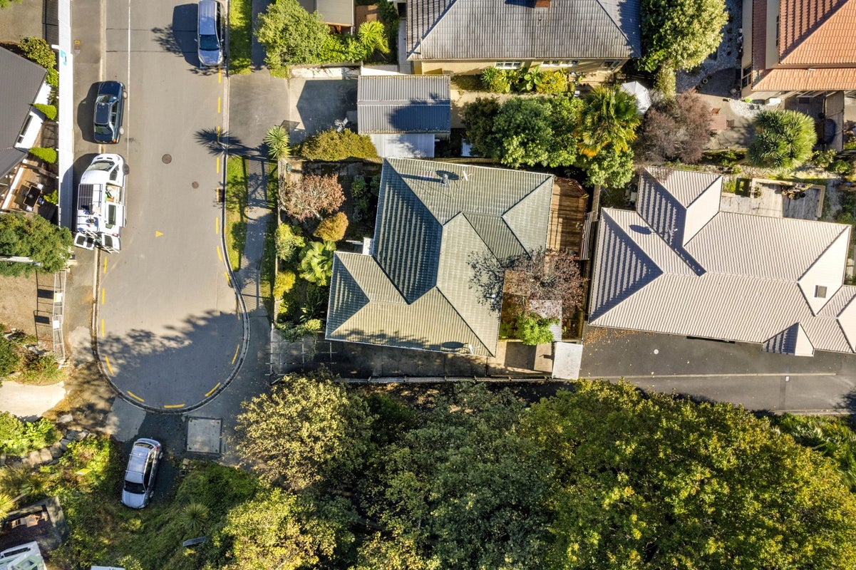 119 Grove Street, The Wood, Nelson - Carousel 21