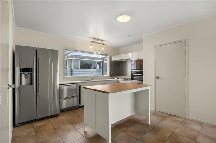 32A Hawera Road, Kohimarama, Auckland - Carousel 2