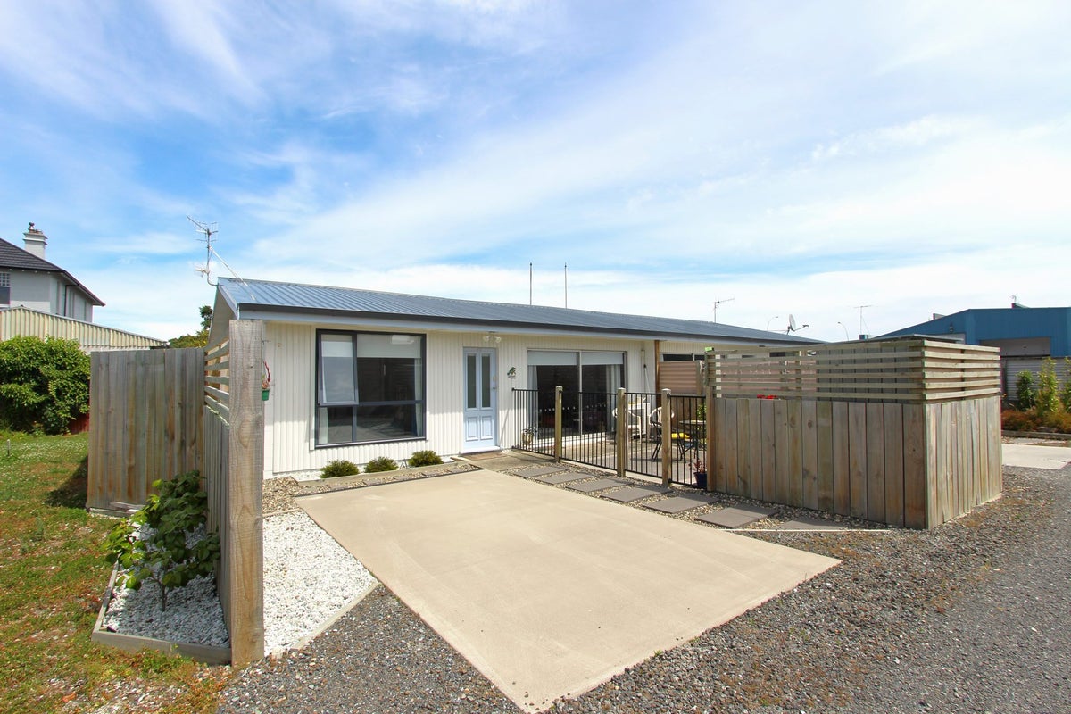 42A Thomson Street, Avenal, Invercargill - Carousel 1