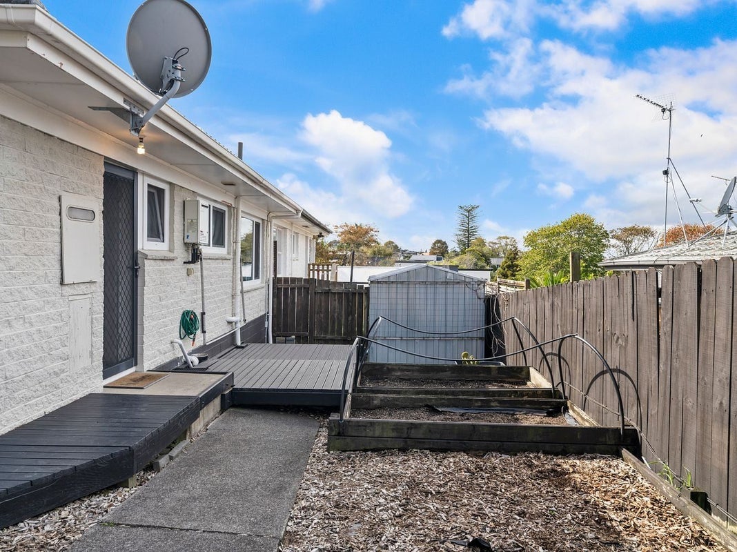 1/1 Broadview Place, Howick, Auckland - Carousel 17
