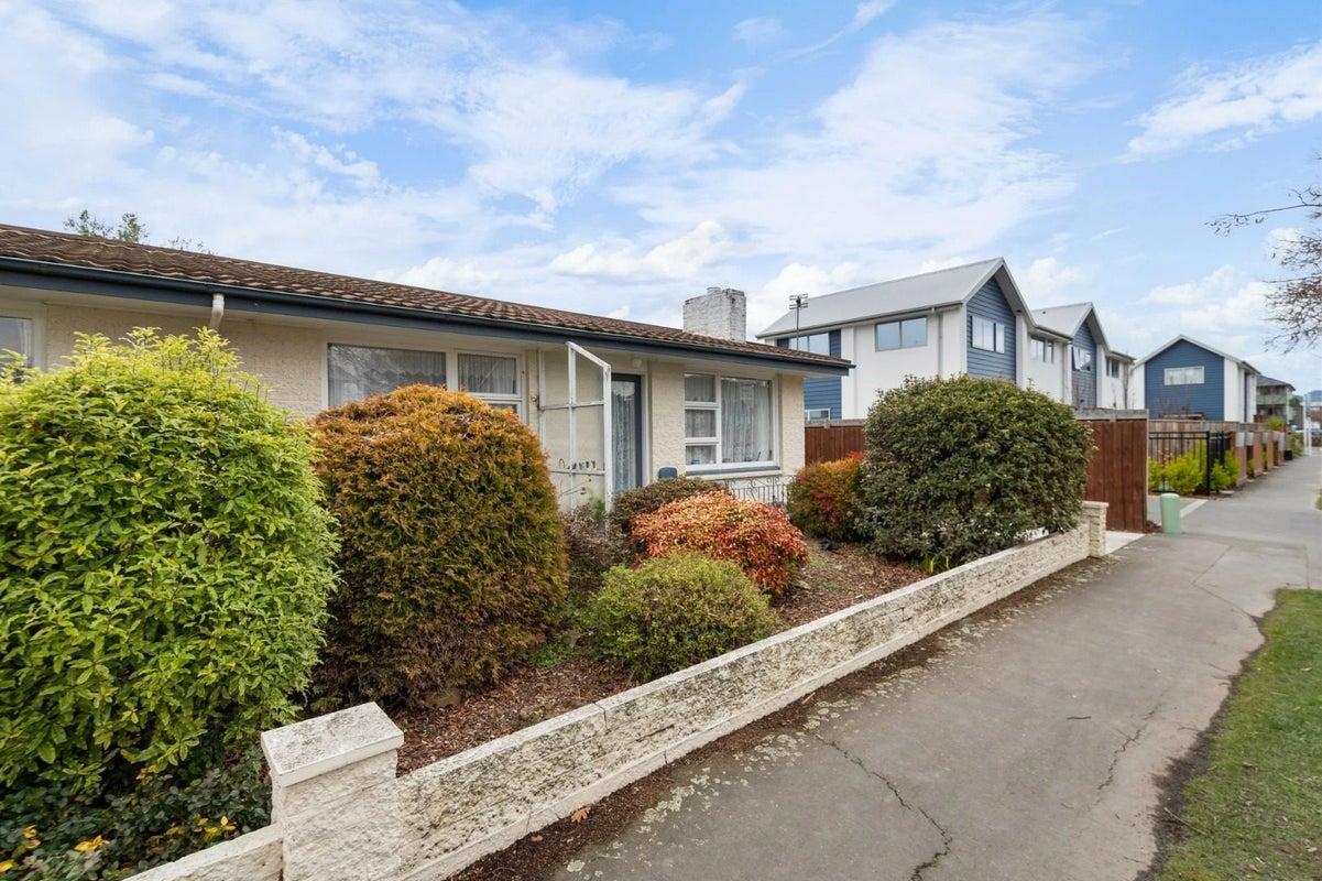 10 Darvel Street, Riccarton, Christchurch - Carousel 1