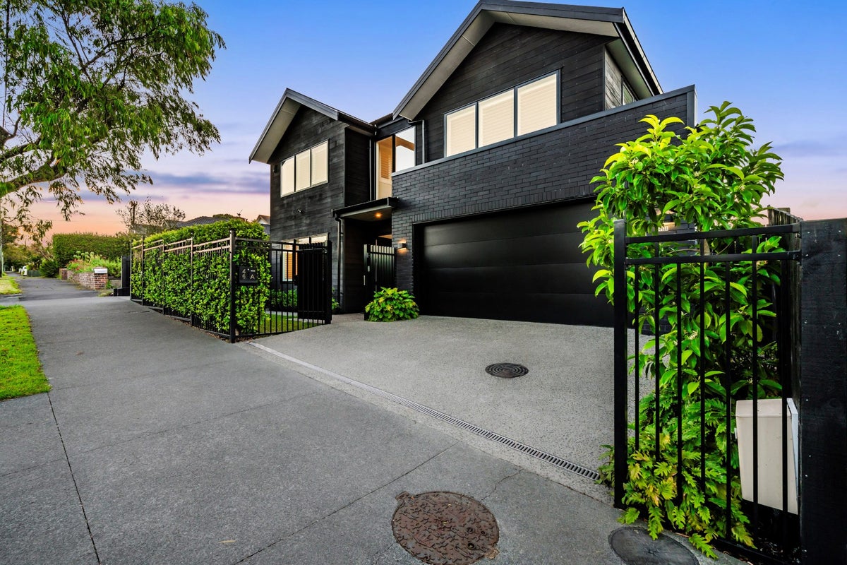 46A Kesteven Avenue, Glendowie, Auckland - Carousel 2