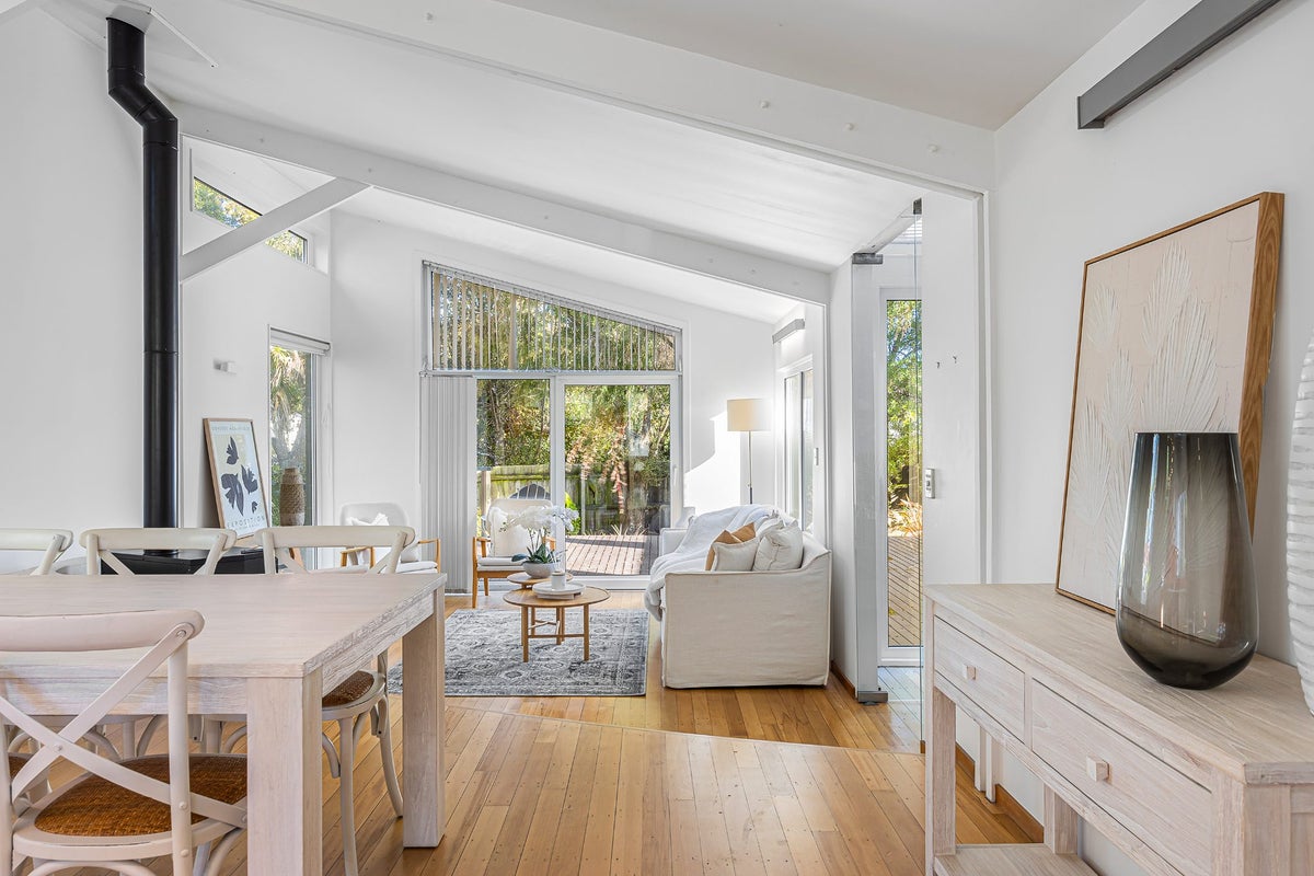 5 Ashbrook Lane, Somerfield, Christchurch - Carousel 2