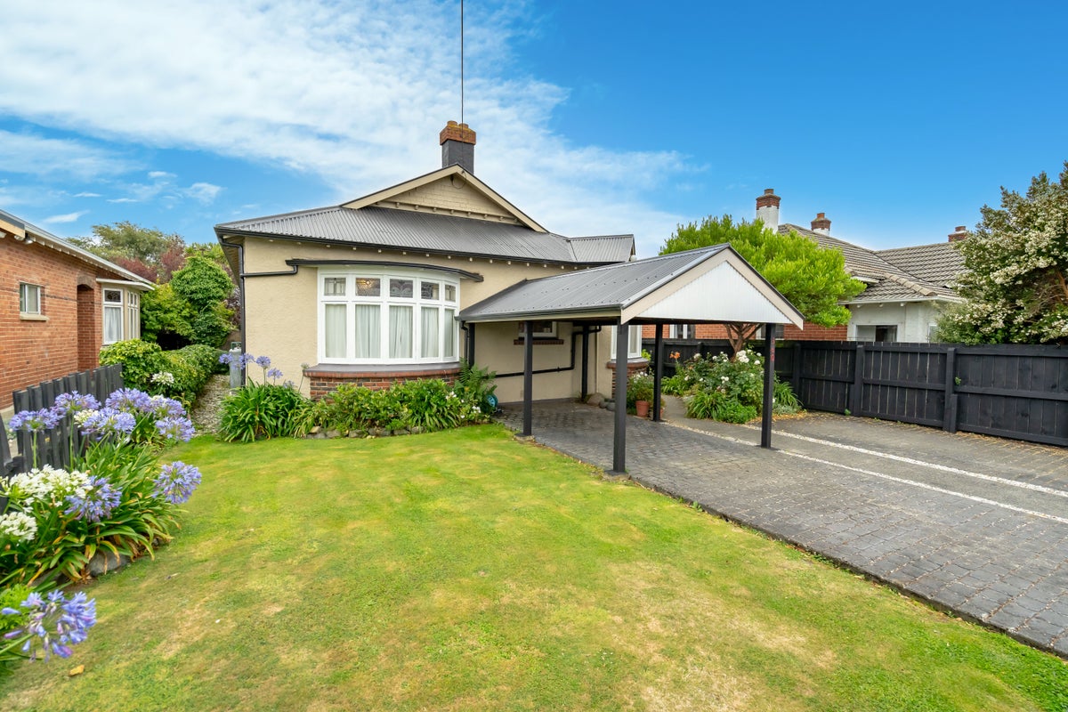 360 Bay View Road, Saint Clair, Dunedin - Carousel 28