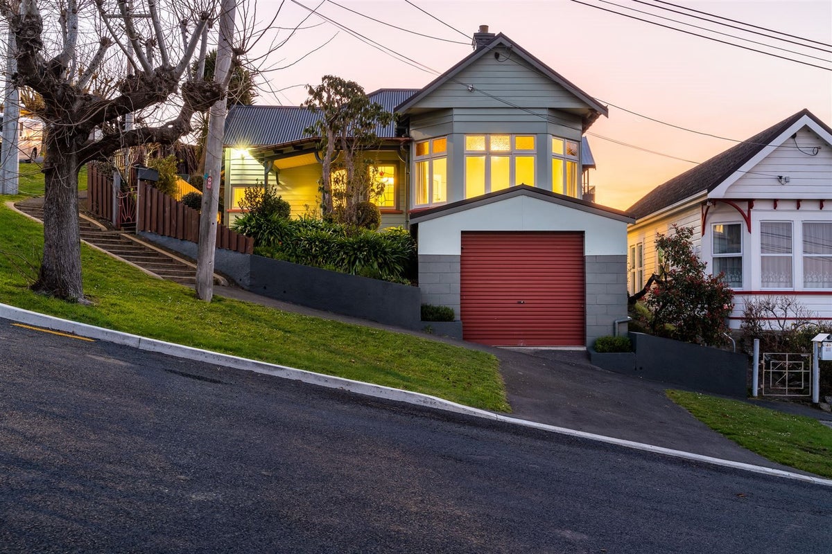 42 Cole Street, Caversham, Dunedin - Carousel 2