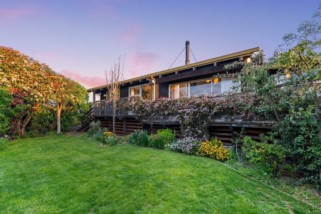 7 Santa Maria Avenue, Mount Pleasant, Christchurch - Carousel 2