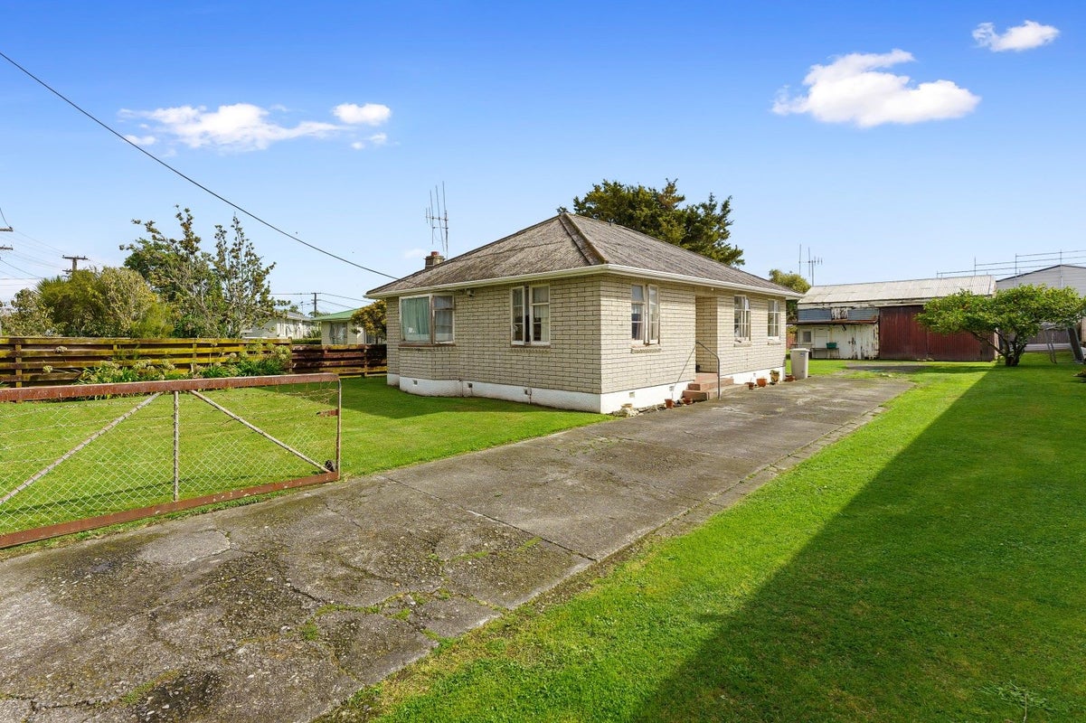 280 Rangiuru Road, Otaki - Carousel 1