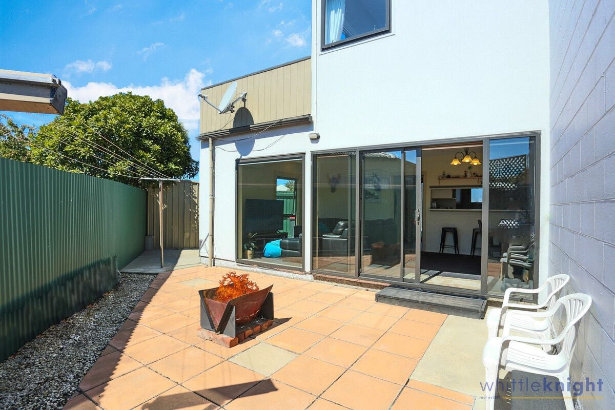 1/9 Barrie Street, Addington, Christchurch - Carousel 8