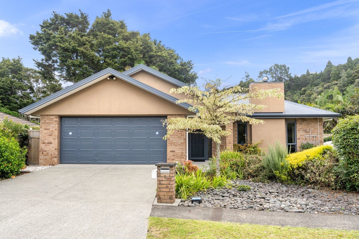 6 Halcyon Place, Whau Valley, Whangarei - Carousel 1