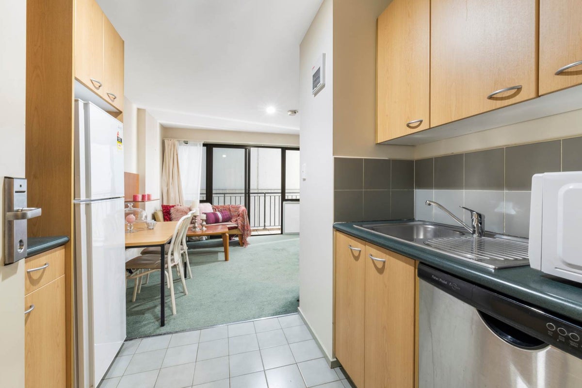 10H/13 Mount Street, Auckland Central, Auckland - Carousel 2