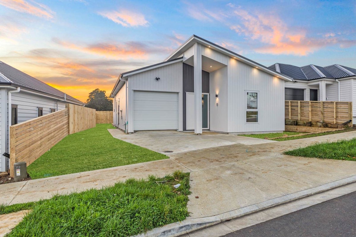 6 Waimaa Lane, Pokeno - Carousel 1