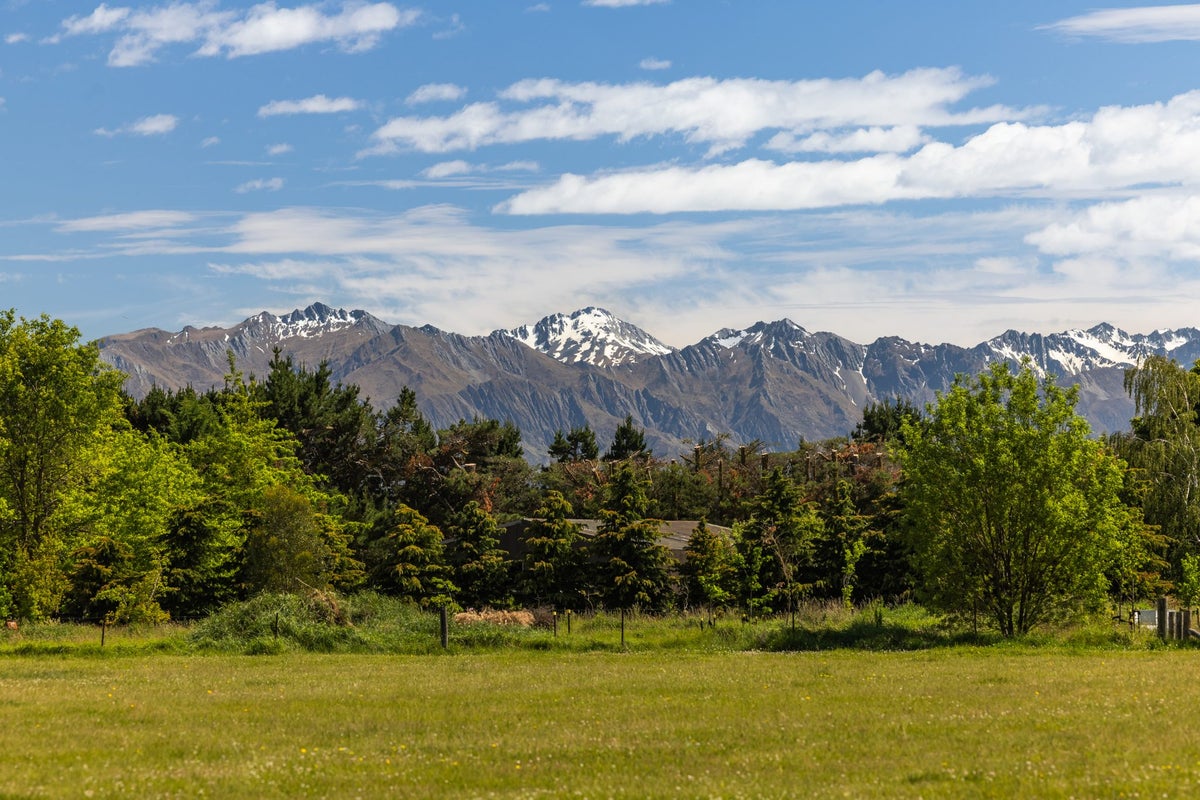 24 Lachlan Avenue, Hawea Flat, Lake Hawea - Carousel 15