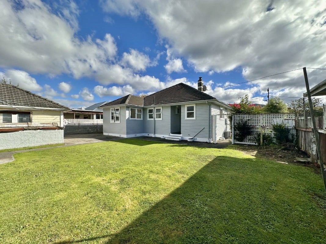 15 Maher Street, Elderslea, Upper Hutt - Carousel 19