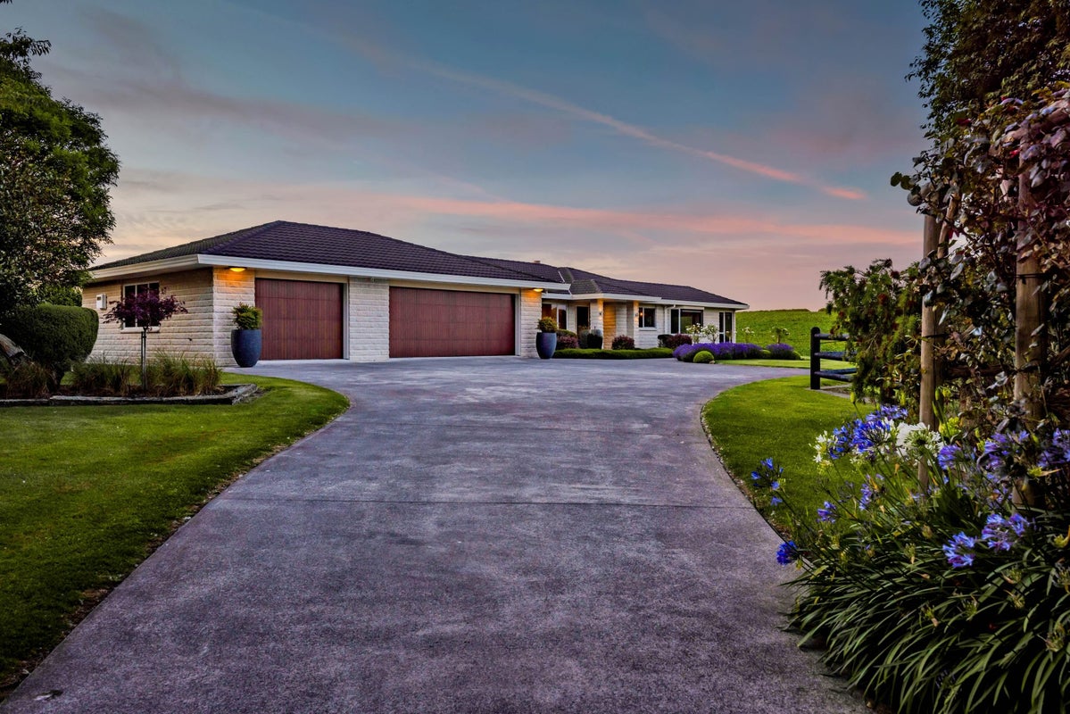 241 Boylan Road, Te Roti, Hawera - Carousel 1
