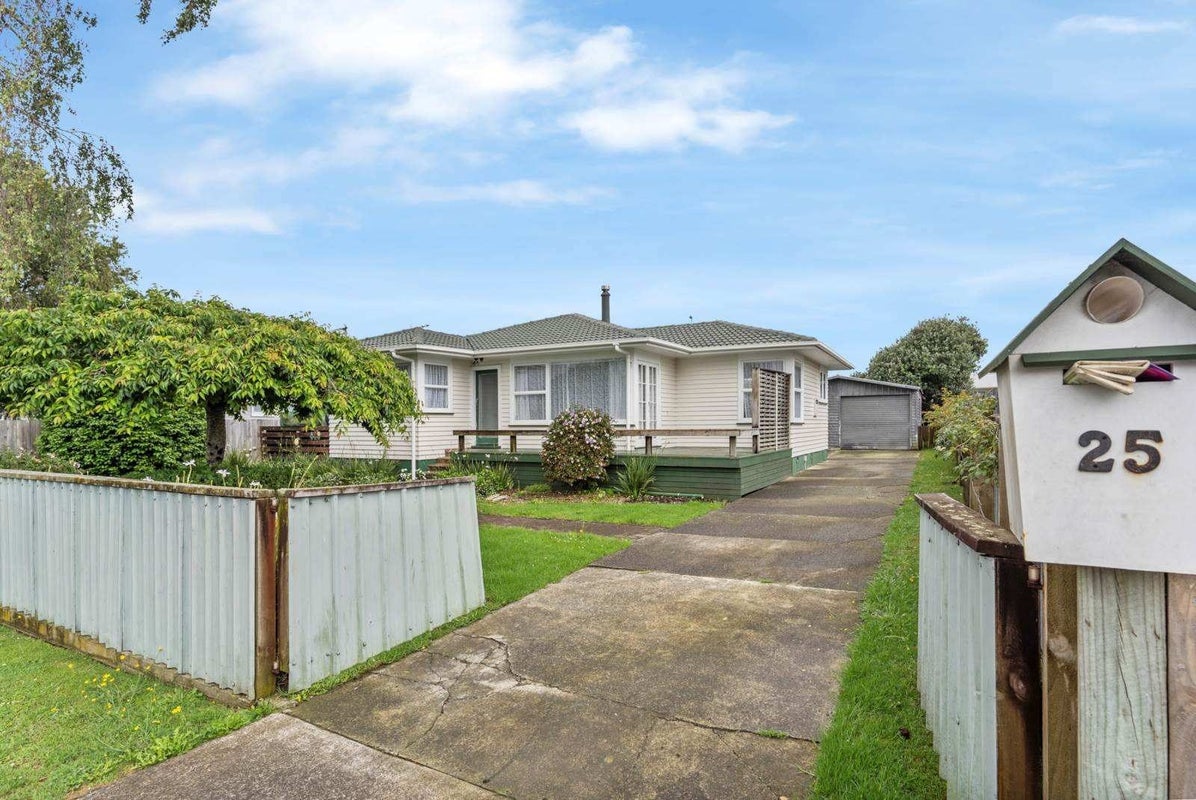 25 Tairere Crescent, Rosehill, Papakura - Carousel 2