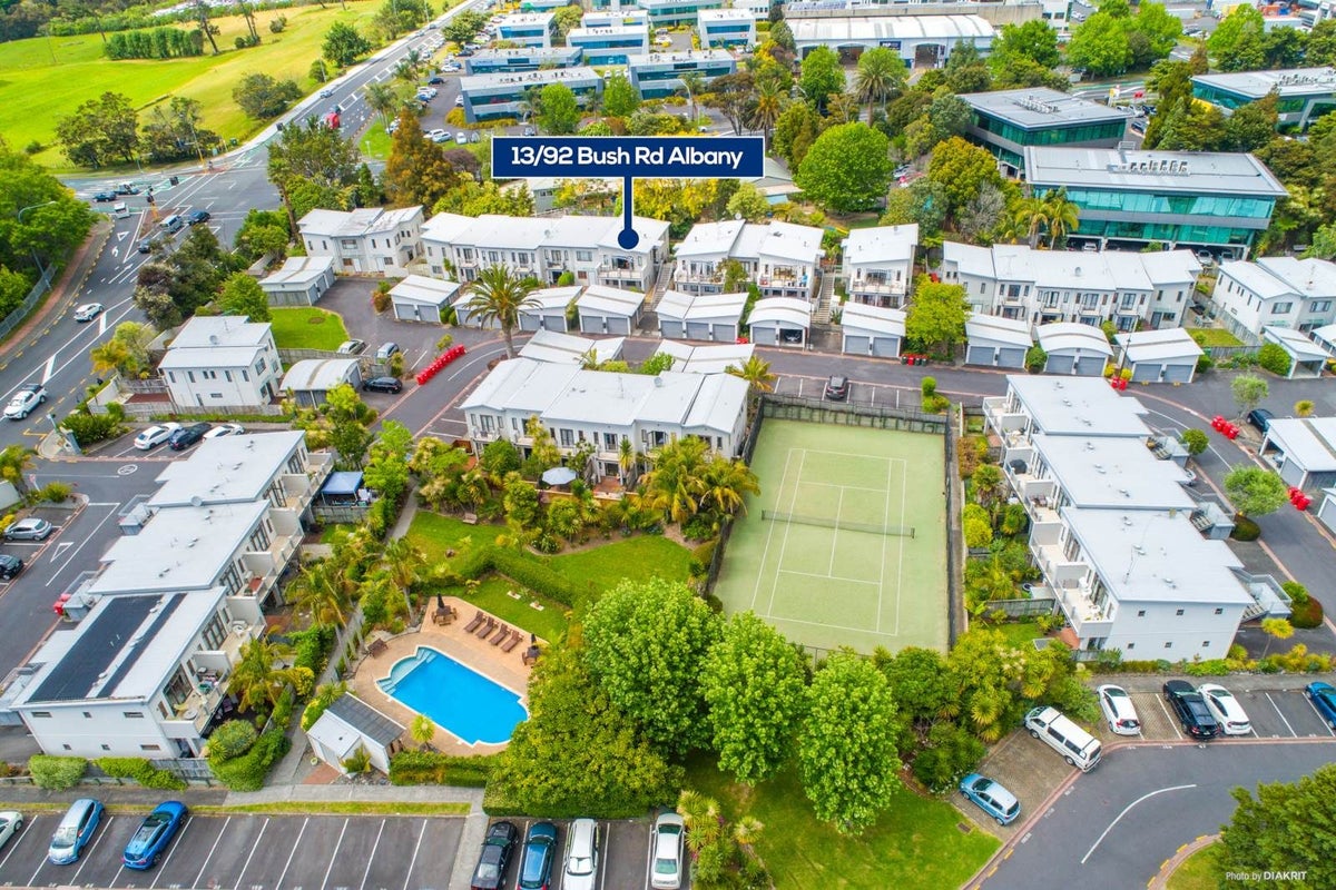 13/92 Bush Road, Albany, Auckland - Carousel 1