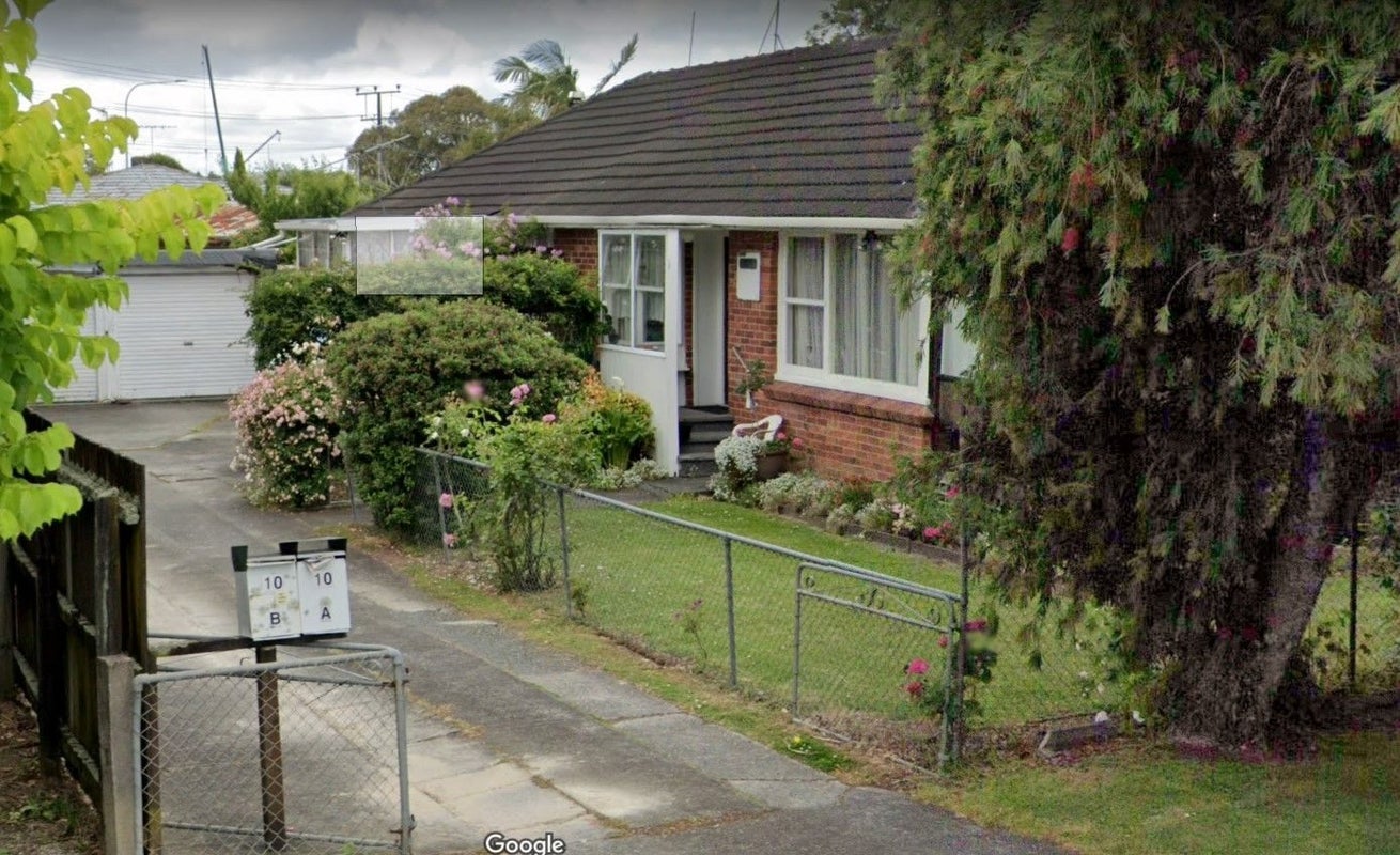 1/10 Ocean View Road, Northcote, Auckland - Carousel 1
