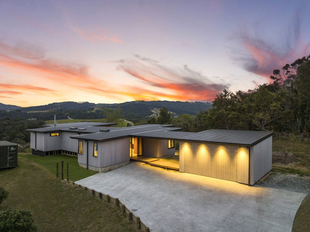 46 Laika Avenue, Ti Point, Leigh - Carousel 2