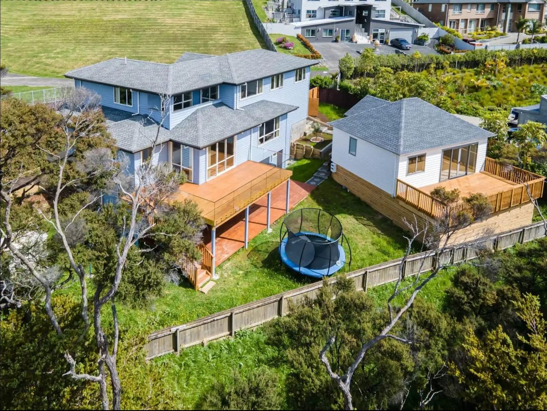 72 Bur Oak Terrace, Schnapper Rock, Auckland - Carousel 1