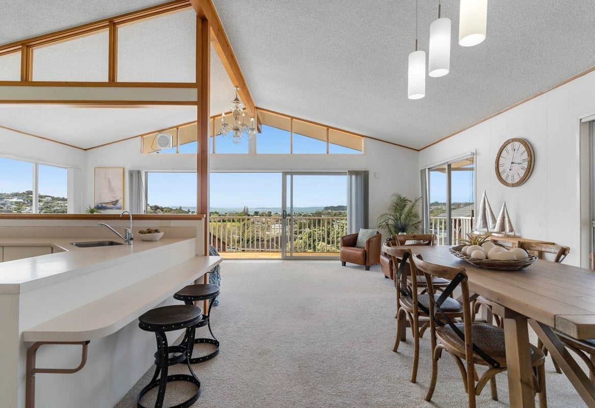 17 Little Barrier Avenue, Manly, Whangaparaoa - Carousel 2