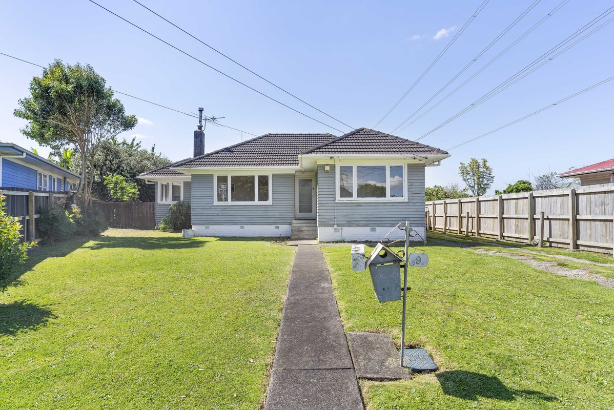 9 Leslie Place, Otara, Auckland - Carousel 1